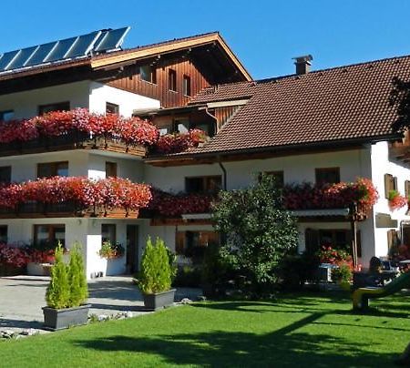 Apart&Pension Wassermann Tannheim Bagian luar foto