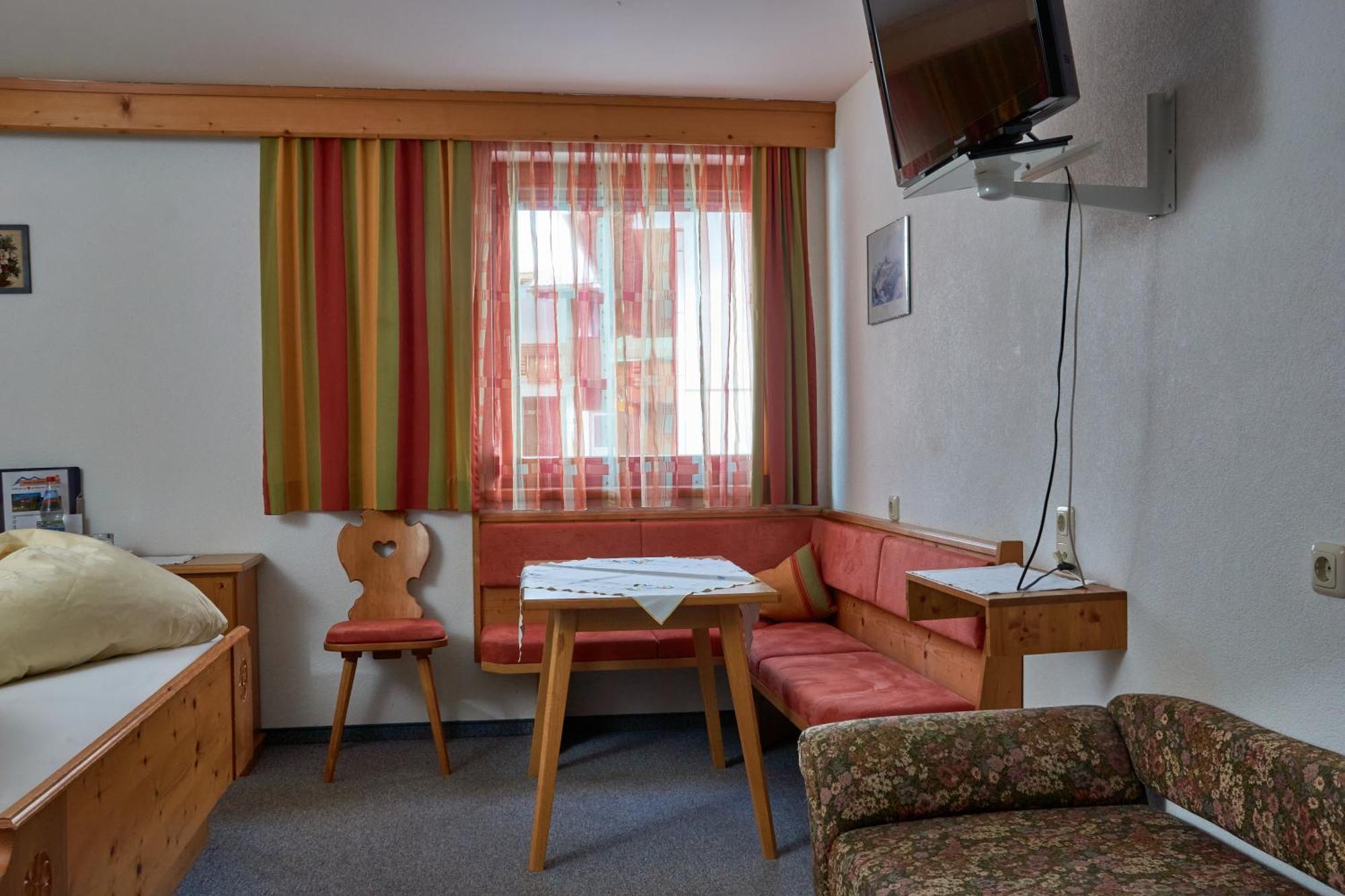 Apart&Pension Wassermann Tannheim Bagian luar foto